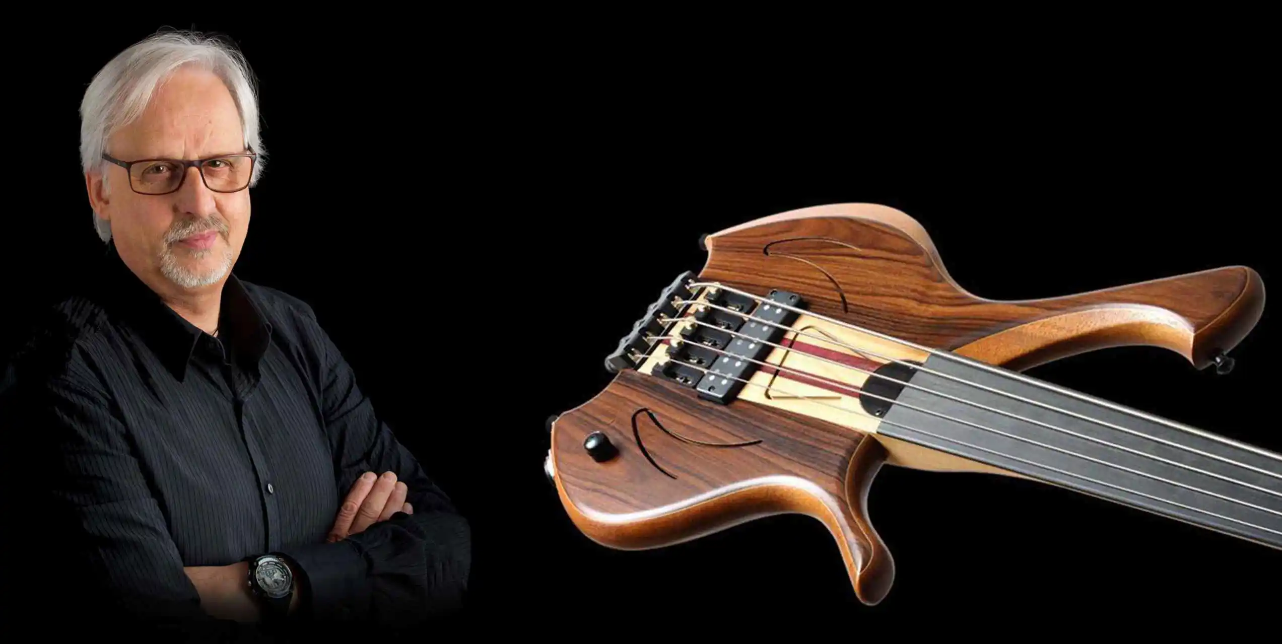 Pierluigi Cazzola con un basso Laurus Quasar Extraharmonic